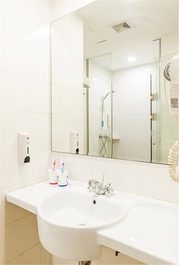 Hanting Hotel Shanghai Gonghua Road Екстериор снимка